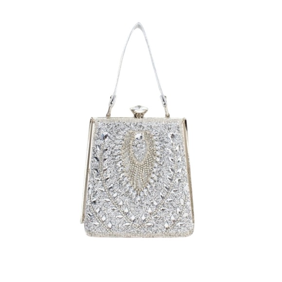 Glistening Glamor Elegant Silver Rhinestone Handbag - Picture 2 of 14